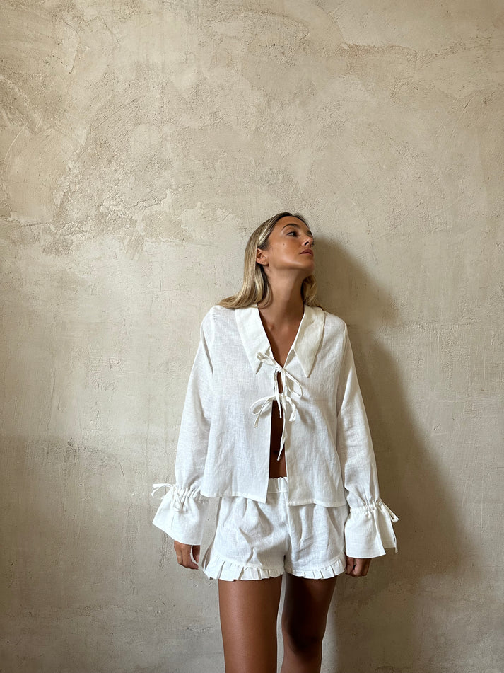 Marie | Linen set with shorts and blouse