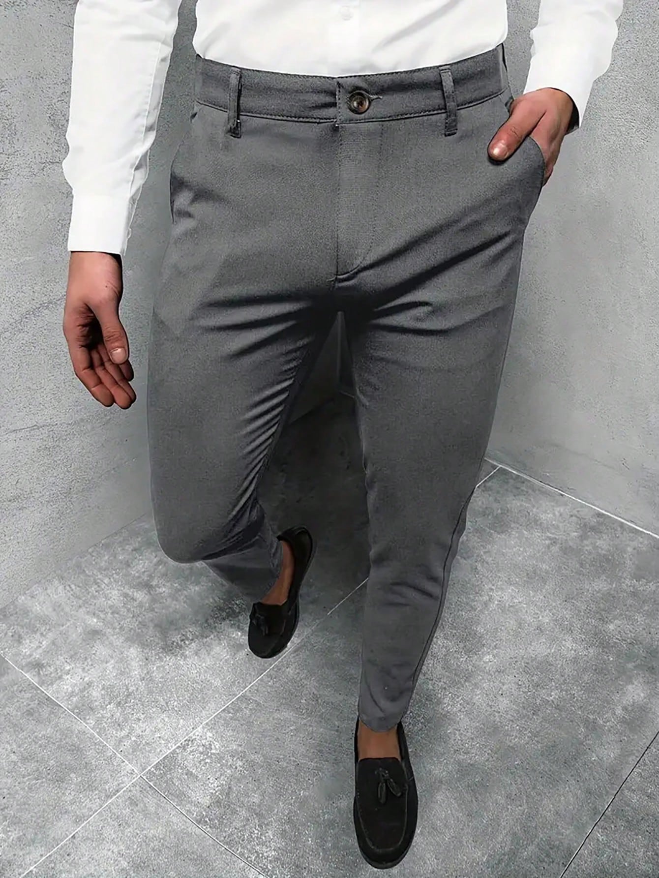 Jasper | Plain colored men's trousers for casual business travel