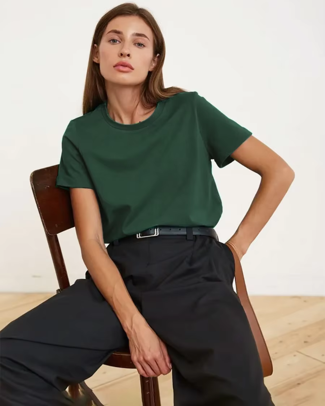 Helen | Essential Cotton Tee for a Classic Look