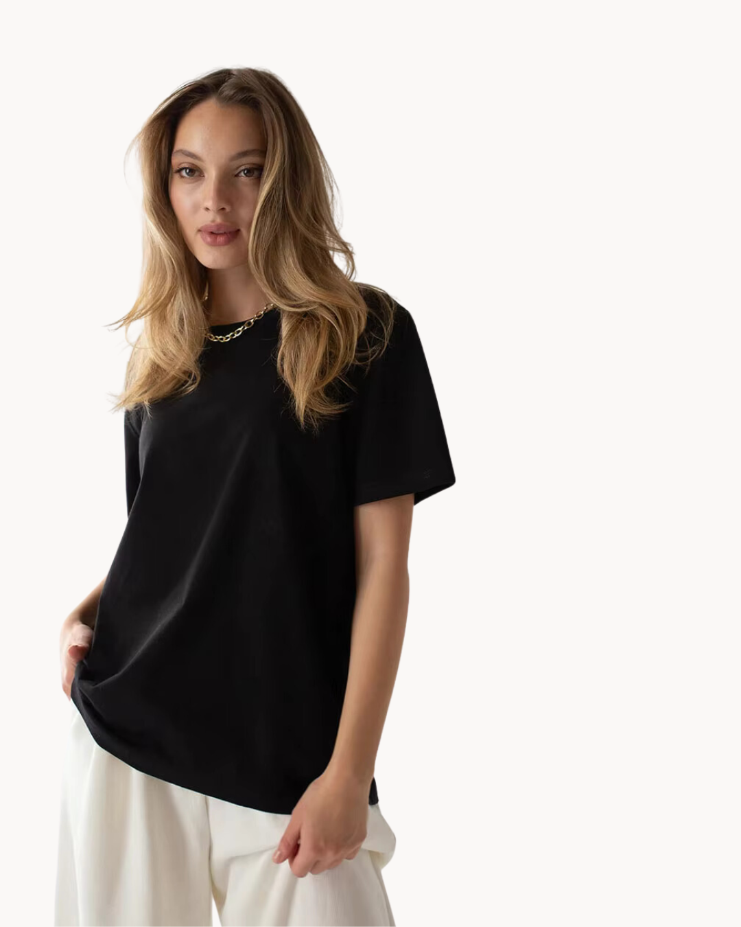 Helen | Essential Cotton Tee for a Classic Look