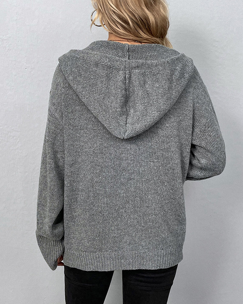 Nienke | Plain cardigan with hood and laces