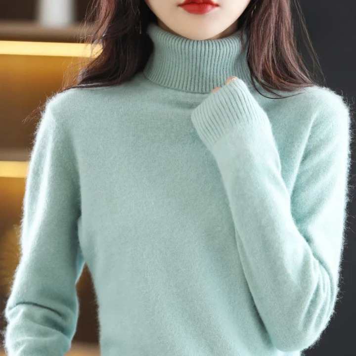 Women's Cashmere Turtleneck Sweater | Soft & Stylish